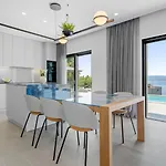 Villa Seaview Filip - Omiš