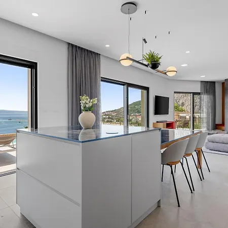 Seaview Filip - *